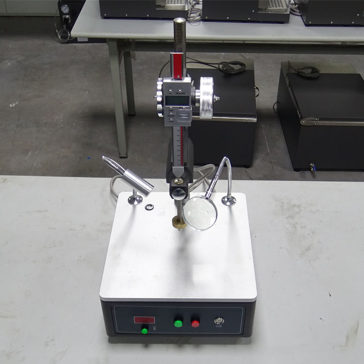 Testador de penetração de betume